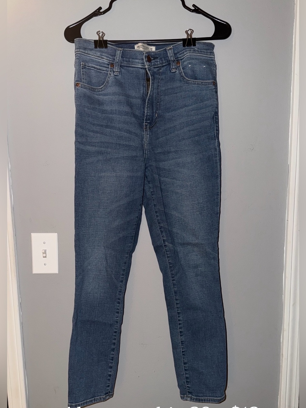 Abercrombie Woman’s Skinny